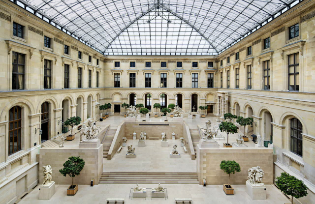 Cour Marly Paris